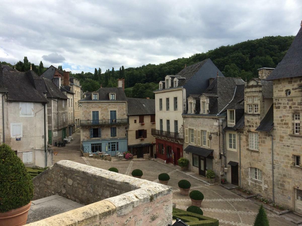 Les Maisons du Périgord Terrasson Exterior foto